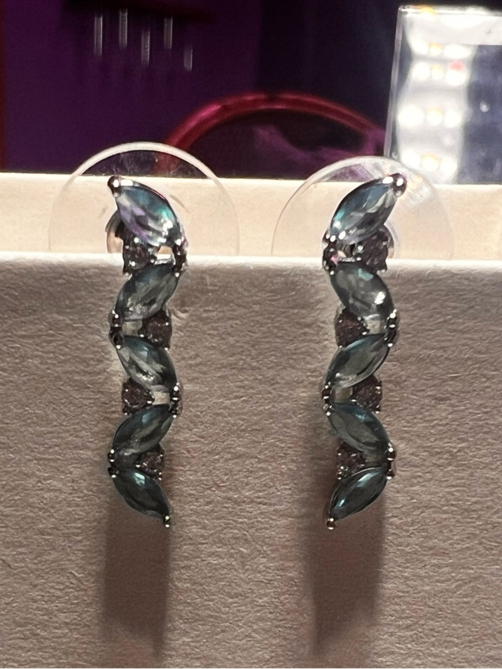 Ring bomb party earrings